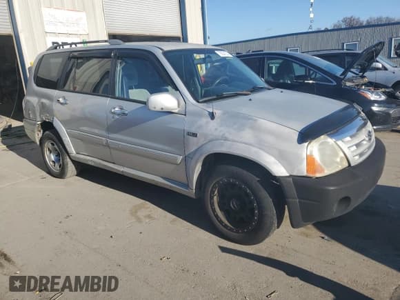 ✅ 2005 Suzuki XL7 LX • VIN: JS3TX92V054101305 • Лот: 79204124. Опубликован ранее на Copart с пробегом 149 589 миль. Бесплатный доступ к архиву аукционных продаж из США и подробный отчёт об истории автомобиля на DreamBid. Изображение 4.