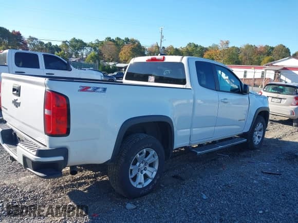 ✅ 2015 Chevrolet Colorado 4WD Z71 • VIN: 1GCHTCE30F1274381 • Лот: 40532933. Опубликован ранее на IAAI с пробегом 119 159 миль. Бесплатный доступ к архиву аукционных продаж из США и подробный отчёт об истории автомобиля на DreamBid. Изображение 4.