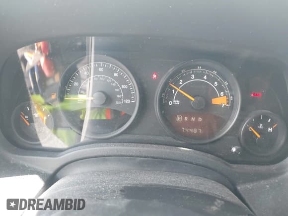 ✅ 2015 Jeep Patriot High Altitude • VIN: 1C4NJPFA0FD342867 • Lot: 43003388. Wystawiony na IAAI z przebiegiem 74 487 mil. Bezpłatny archiwum sprzedaży aukcyjnych z USA i szczegółowy raport historii pojazdu na DreamBid. Zdjęcie 7.