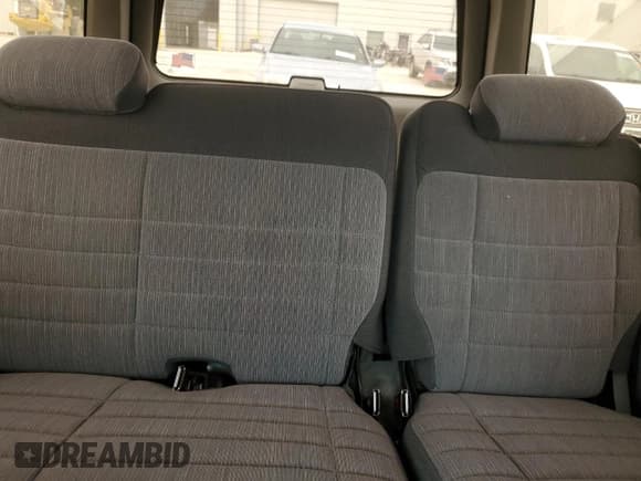 ✅ 1996 Ford Explorer XLT • VIN: 1FMDU32PXTZA58887 • Lot: 47597175. Wystawiony na Copart z przebiegiem 74 043 mil. Bezpłatny archiwum sprzedaży aukcyjnych z USA i szczegółowy raport historii pojazdu na DreamBid. Zdjęcie 10.