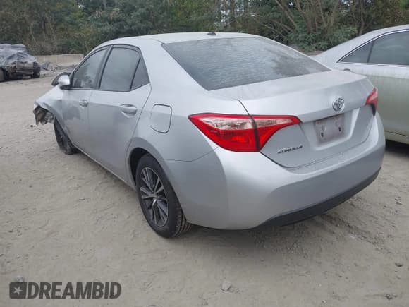✅ 2018 Toyota Corolla LE • VIN: 5YFBURHE6JP774357 • Lot: 43393370. Listed on IAAI with 168,019 mi. Free auction sales archive from the USA and detailed vehicle history report at DreamBid. Image 3.