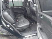 ✅ 2016 Mercedes-Benz GL 550 • VIN: 4JGDF7DE2GA699419 • Lot: 43510255. Wystawiony na IAAI z przebiegiem 151 685 mil. Bezpłatny archiwum sprzedaży aukcyjnych z USA i szczegółowy raport historii pojazdu na DreamBid. Zdjęcie 8.