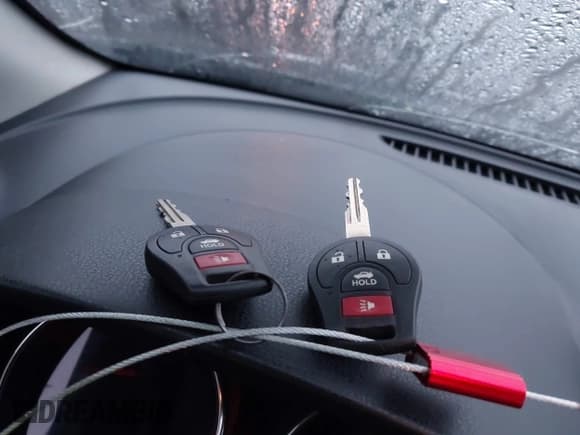 ✅ 2017 Nissan Versa S Plus • VIN: 3N1CN7AP6HL812634 • Лот: 43646054. Опубликован ранее на IAAI с пробегом 165 652 миль. Бесплатный доступ к архиву аукционных продаж из США и подробный отчёт об истории автомобиля на DreamBid. Изображение 11.