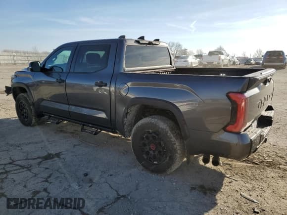 ✅ 2025 Toyota Tundra TRD Pro Hybrid • VIN: 5TFPC5DB7SX090868 • Lot: 49237695. Wystawiony na Copart z przebiegiem 1 511 mil. Bezpłatny archiwum sprzedaży aukcyjnych z USA i szczegółowy raport historii pojazdu na DreamBid. Zdjęcie 2.