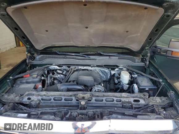 2015 Chevrolet Silverado 2500HD Work Truck z VIN 1GC1KUEG9FF652049, wystawiony jako Copart lot #55610725 z przebiegiem 109 563 mil mil oraz Szkoda całkowita • Salvage title. Historia ofert i sprzedaży dostępna na DreamBid. Obrazek 11.