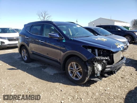 ✅ 2018 Hyundai Santa Fe 2.4L • VIN: 5XYZUDLBXJG526146 • Лот: 40770493. Опубликован ранее на Copart с пробегом 46 052 миль. Бесплатный доступ к архиву аукционных продаж из США и подробный отчёт об истории автомобиля на DreamBid. Изображение 4.