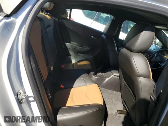 ✅ 2018 Chevrolet Volt Premier • VIN: 1G1RD6S55JU144489 • Lot: 74380403. Wystawiony na Copart z przebiegiem 56 181 mil. Bezpłatny archiwum sprzedaży aukcyjnych z USA i szczegółowy raport historii pojazdu na DreamBid. Zdjęcie 10.