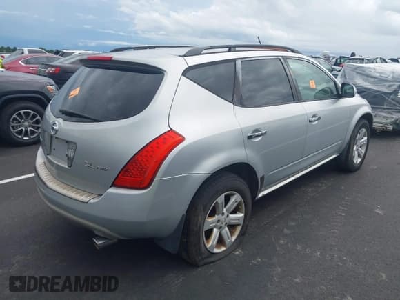✅ 2007 Nissan Murano S • VIN: JN8AZ08W07W604548 • Лот: 42937125. Опубликован ранее на IAAI с пробегом 200 353 миль. Бесплатный доступ к архиву аукционных продаж из США и подробный отчёт об истории автомобиля на DreamBid. Изображение 4.