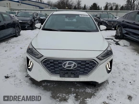 ✅ 2022 Hyundai Ioniq SE • VIN: KMHC75LC3NU268998 • Lot: 88120165. Wystawiony na Copart z przebiegiem 80 483 mil. Bezpłatny archiwum sprzedaży aukcyjnych z USA i szczegółowy raport historii pojazdu na DreamBid. Zdjęcie 5.
