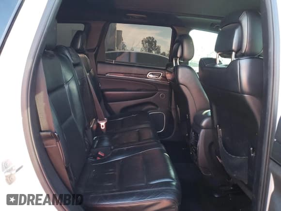 ✅ 2015 Jeep Grand Cherokee Overland • VIN: 1C4RJFCM5FC146181 • Лот: 47127815. Опубликован ранее на Copart с пробегом 93 566 миль. Бесплатный доступ к архиву аукционных продаж из США и подробный отчёт об истории автомобиля на DreamBid. Изображение 11.