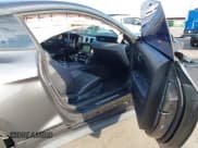 ✅ 2016 Ford Mustang EcoBoost • VIN: 1FA6P8TH0G5284223 • Lot: 43052447. Wystawiony na IAAI z przebiegiem 90 494 mil. Bezpłatny archiwum sprzedaży aukcyjnych z USA i szczegółowy raport historii pojazdu na DreamBid. Zdjęcie 5.