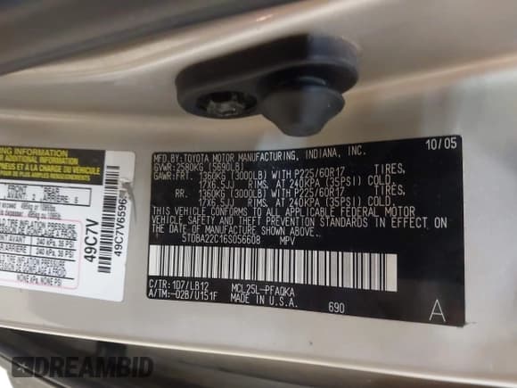 ✅ 2006 Toyota Sienna XLE Limited • VIN: 5TDBA22C16S056608 • Lot: 43685577. Wystawiony na IAAI z przebiegiem Nie podano. Bezpłatny archiwum sprzedaży aukcyjnych z USA i szczegółowy raport historii pojazdu na DreamBid. Zdjęcie 9.