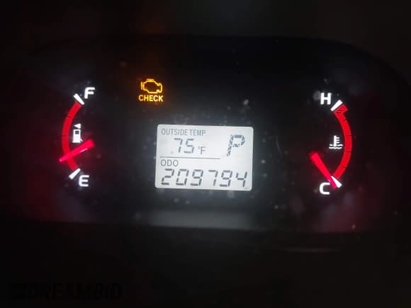 ✅ 2009 Pontiac Vibe 1SA • VIN: 5Y2SP67849Z450410 • Lot: 43287478. Wystawiony na IAAI z przebiegiem 209 794 mil. Bezpłatny archiwum sprzedaży aukcyjnych z USA i szczegółowy raport historii pojazdu na DreamBid. Zdjęcie 7.