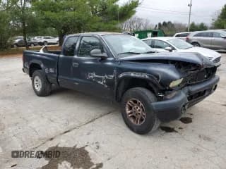 ✅ 2002 Dodge Dakota Sport • VIN: 1B7GG32N02S564002 • Lot: 81347474. Wystawiony na Copart z przebiegiem Nie podano. Bezpłatny archiwum sprzedaży aukcyjnych z USA i szczegółowy raport historii pojazdu na DreamBid. Zdjęcie 4.