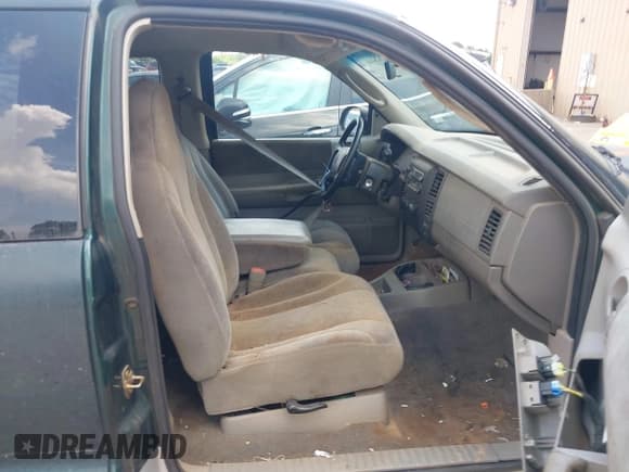 ✅ 2001 Dodge Dakota • VIN: 1B7GL22X61S168128 • Lot: 42626446. Wystawiony na IAAI z przebiegiem 192 952 mil. Bezpłatny archiwum sprzedaży aukcyjnych z USA i szczegółowy raport historii pojazdu na DreamBid. Zdjęcie 5.