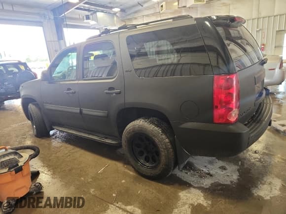 ✅ 2008 GMC Yukon SLT 4SB • VIN: 1GKFK130X8J189692 • Лот: 81447995. Опубликован ранее на Copart с пробегом Не указан. Бесплатный доступ к архиву аукционных продаж из США и подробный отчёт об истории автомобиля на DreamBid. Изображение 2.