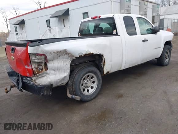 2008 Chevrolet Silverado 1500 Work Truck с VIN 1GCEC19X98Z240125, выставлен на аукционе IAAI как лот 41694132 с пробегом 99 400 миль миль и . История ставок и продаж доступна на DreamBid. Изображение 4.