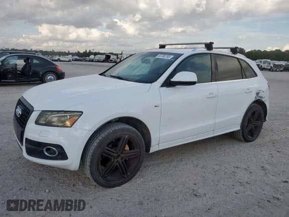 ✅ 2011 Audi Q5 Premium Plus • VIN: WA1DKBFP2BA013352 • Лот: 93708795. Опубликован ранее на Copart с пробегом 136 155 миль. Бесплатный доступ к архиву аукционных продаж из США и подробный отчёт об истории автомобиля на DreamBid. Изображение 1.