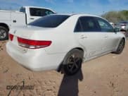 ✅ 2003 Honda Accord EX • VIN: JHMCM56663C084241 • Lot: 43722581. Wystawiony na IAAI z przebiegiem 294 725 mil. Bezpłatny archiwum sprzedaży aukcyjnych z USA i szczegółowy raport historii pojazdu na DreamBid. Zdjęcie 4.