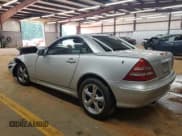 ✅ 2001 Mercedes-Benz SLK 230/320 • VIN: WDBKK65F31F210009 • Lot: 59847695. Wystawiony na Copart z przebiegiem 41 252 mil. Bezpłatny archiwum sprzedaży aukcyjnych z USA i szczegółowy raport historii pojazdu na DreamBid. Zdjęcie 2.
