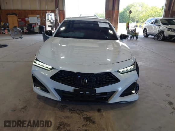 ✅ 2023 Acura TLX w/A-Spec Package • VIN: 19UUB6F51PA002413 • Lot: 42723149. Listed on IAAI with 15,257 mi. Free auction sales archive from the USA and detailed vehicle history report at DreamBid. Image 12.