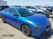 ✅ 2025 Kia K4 GT-Line • VIN: 3KPFW4DEXSE044314 • Лот: 42983569. Опубликован ранее на IAAI с пробегом 1 041 миль. Бесплатный доступ к архиву аукционных продаж из США и подробный отчёт об истории автомобиля на DreamBid. Изображение 1.