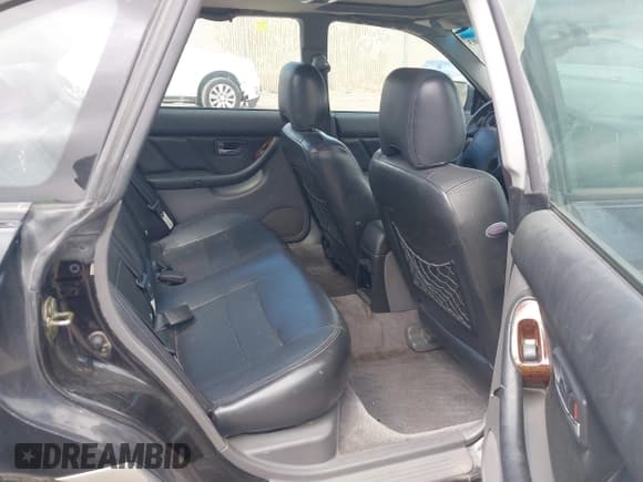 ✅ 2001 Subaru Legacy Outback Limited • VIN: 4S3BE686317200126 • Лот: 42795003. Опубликован ранее на IAAI с пробегом 282 006 миль. Бесплатный доступ к архиву аукционных продаж из США и подробный отчёт об истории автомобиля на DreamBid. Изображение 8.