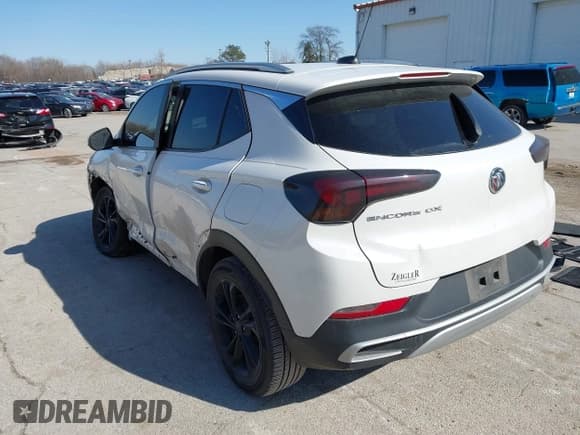 ✅ 2021 Buick Encore GX Select • VIN: KL4MMDSL0MB045027 • Lot: 42012678. Wystawiony na IAAI z przebiegiem 25 881 mil. Bezpłatny archiwum sprzedaży aukcyjnych z USA i szczegółowy raport historii pojazdu na DreamBid. Zdjęcie 3.