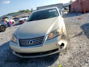 ✅ 2012 Lexus ES 330 • VIN: JTHBK1EG2C2507360 • Lot: 69659575. Wystawiony na Copart z przebiegiem 136 124 mil. Bezpłatny archiwum sprzedaży aukcyjnych z USA i szczegółowy raport historii pojazdu na DreamBid. Zdjęcie 13.