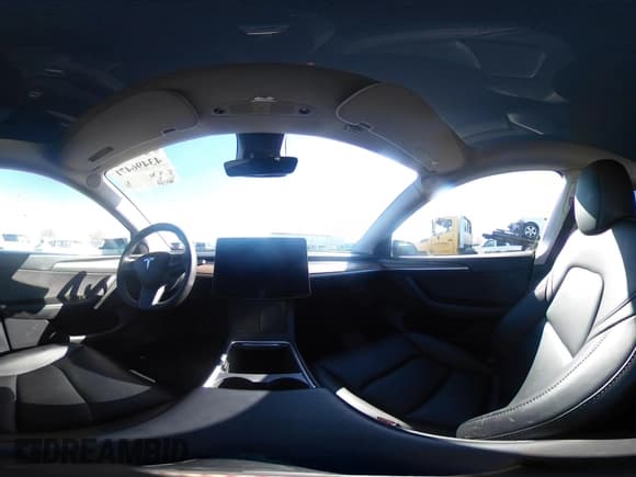 ✅ 2024 Tesla Model Y Long Range • VIN: 7SAYGDEE3RF983817 • Lot: 43496471. Wystawiony na IAAI z przebiegiem 161 377 mil. Bezpłatny archiwum sprzedaży aukcyjnych z USA i szczegółowy raport historii pojazdu na DreamBid. Zdjęcie 21.