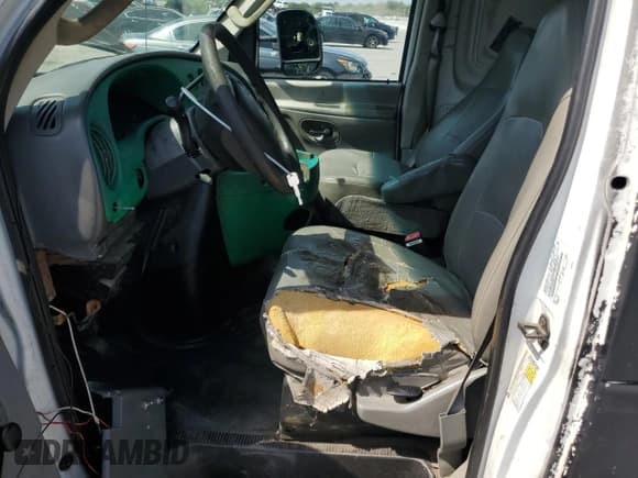 ✅ 2007 Ford Econoline Cargo Commercial • VIN: 1FTNE24W77DB39045 • Lot: 81669135. Listed on Copart with 214,305 mi. Free auction sales archive from the USA and detailed vehicle history report at DreamBid. Image 7.