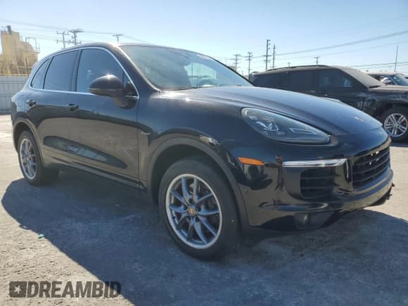 ✅ 2015 Porsche Cayenne Diesel • VIN: WP1AF2A2XFLA30711 • Lot: 85011025. Wystawiony na Copart z przebiegiem 115 197 mil. Bezpłatny archiwum sprzedaży aukcyjnych z USA i szczegółowy raport historii pojazdu na DreamBid. Zdjęcie 4.