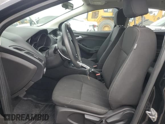 ✅ 2016 Ford Focus SE • VIN: 1FADP3F29GL280927 • Лот: 87437255. Опубликован ранее на Copart с пробегом 113 032 миль. Бесплатный доступ к архиву аукционных продаж из США и подробный отчёт об истории автомобиля на DreamBid. Изображение 7.