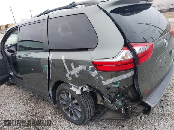 ✅ 2020 Toyota Sienna XLE • VIN: 5TDDZ3DCXLS234533 • Лот: 43755186. Опубликован ранее на IAAI с пробегом 44 910 миль. Бесплатный доступ к архиву аукционных продаж из США и подробный отчёт об истории автомобиля на DreamBid. Изображение 21.