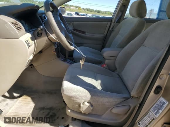 ✅ 2004 Toyota Corolla CE • VIN: 2T1BR32E94C310149 • Lot: 84396995. Listed on Copart with 228,665 mi. Free auction sales archive from the USA and detailed vehicle history report at DreamBid. Image 7.