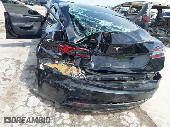 ✅ 2021 Tesla Model S Long Range • VIN: 5YJSA1E53MF437983 • Lot: 42668974. Wystawiony na IAAI z przebiegiem 48 675 mil. Bezpłatny archiwum sprzedaży aukcyjnych z USA i szczegółowy raport historii pojazdu na DreamBid. Zdjęcie 6.