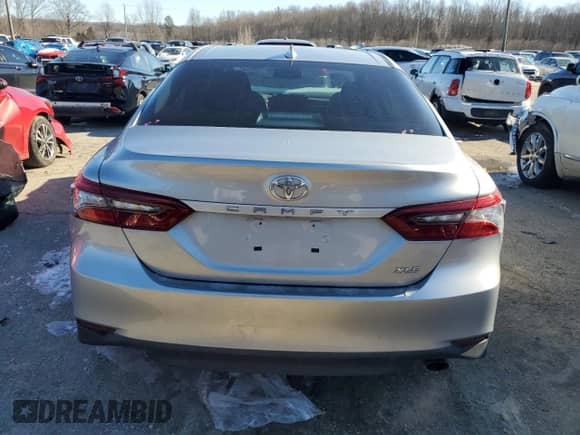 2022 Toyota Camry XLE with VIN 4T1F11AK0NU031516, listed as a Copart auction lot 88555025 with 51,712 mi miles and Salvage title. Bid and sale history available at DreamBid. Image 6.