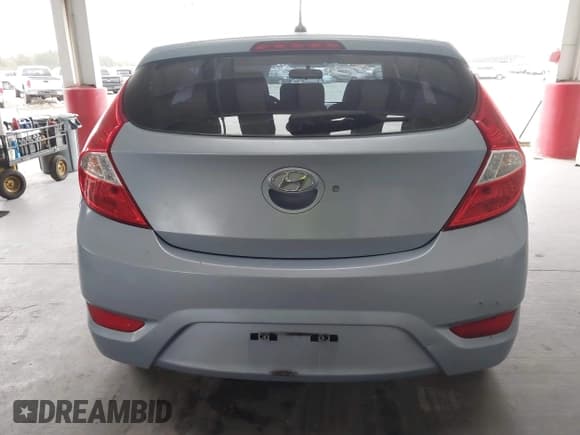 ✅ 2014 Hyundai Accent GS • VIN: KMHCT5AE5EU183872 • Lot: 43828884. Listed on IAAI with 121,613 mi. Free auction sales archive from the USA and detailed vehicle history report at DreamBid. Image 17.
