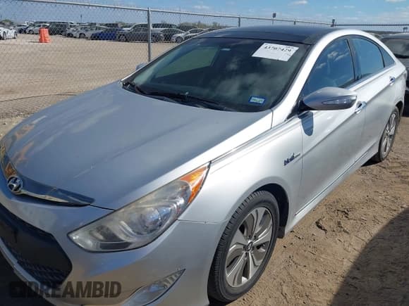✅ 2014 Hyundai Sonata • VIN: KMHEC4A44EA109256 • Lot: 43707429. Listed on IAAI with 113,771 mi. Free auction sales archive from the USA and detailed vehicle history report at DreamBid. Image 2.