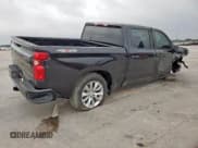 ✅ 2024 Chevrolet Silverado 1500 Custom • VIN: 1GCPDBEK1RZ116972 • Lot: 54860945. Wystawiony na Copart z przebiegiem 2 841 mil. Bezpłatny archiwum sprzedaży aukcyjnych z USA i szczegółowy raport historii pojazdu na DreamBid. Zdjęcie 3.