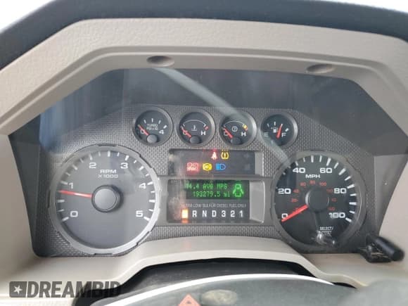 ✅ 2010 Ford F-350 XL • VIN: 1FTWW3BR2AEA48755 • Lot: 85293044. Listed on Copart with 193,279 mi. Free auction sales archive from the USA and detailed vehicle history report at DreamBid. Image 9.