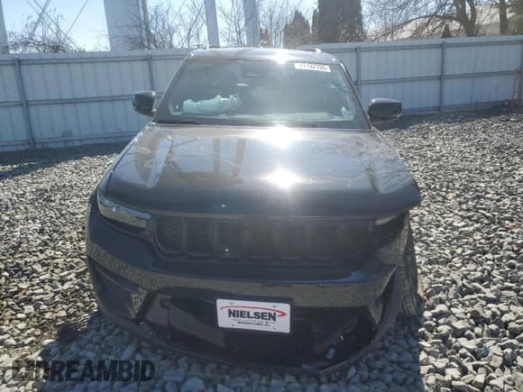 ✅ 2025 Jeep Grand Cherokee Altitude X • VIN: 1C4RJHAG7SC292536 • Lot: 47192705. Listed on Copart with 538 mi. Free auction sales archive from the USA and detailed vehicle history report at DreamBid. Image 5.