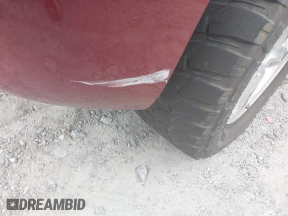 ✅ 2007 Chevrolet Suburban LT • VIN: 3GNFC16027G286929 • Lot: 41648787. Listed on IAAI with 219,212 mi. Free auction sales archive from the USA and detailed vehicle history report at DreamBid. Image 15.