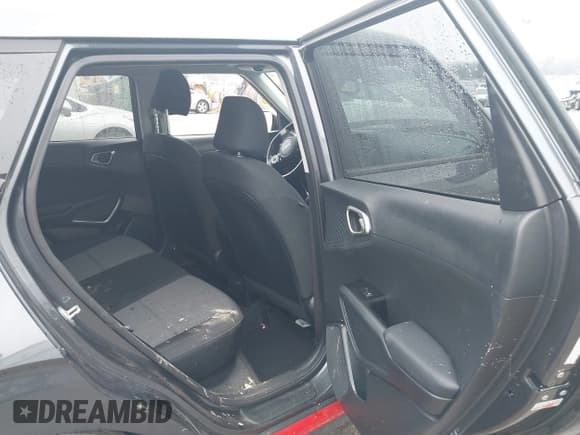 ✅ 2022 Kia Soul GT-Line • VIN: KNDJ63AU9N7803524 • Lot: 41198980. Listed on IAAI with 55,165 mi. Free auction sales archive from the USA and detailed vehicle history report at DreamBid. Image 8.