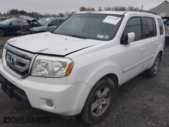 ✅ 2011 Honda Pilot EX-L • VIN: 5FNYF4H59BB067130 • Lot: 43612189. Wystawiony na IAAI z przebiegiem 180 484 mil. Bezpłatny archiwum sprzedaży aukcyjnych z USA i szczegółowy raport historii pojazdu na DreamBid. Zdjęcie 17.