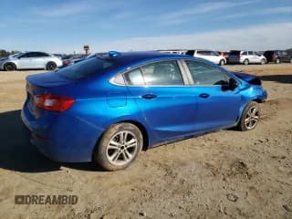 ✅ 2017 Chevrolet Cruze LT • VIN: 1G1BE5SM6H7199929 • Lot: 44418963. Listed on Copart with 83,546 mi. Free auction sales archive from the USA and detailed vehicle history report at DreamBid. Image 3.