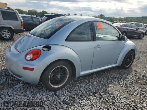 ✅ 2010 Volkswagen Beetle • VIN: 3VWPW3AG3AM013413 • Лот: 56049415. Опубликован ранее на Copart с пробегом Не указан. Бесплатный доступ к архиву аукционных продаж из США и подробный отчёт об истории автомобиля на DreamBid. Изображение 3.
