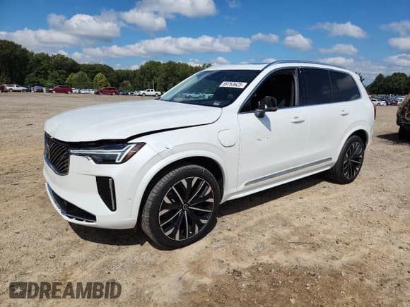 ✅ 2025 Volvo XC90 • VIN: YV4H60JB0S1356136 • Lot: 69763625. Wystawiony na Copart z przebiegiem 4 874 mil. Bezpłatny archiwum sprzedaży aukcyjnych z USA i szczegółowy raport historii pojazdu na DreamBid. Zdjęcie 1.