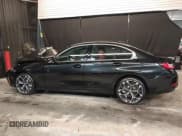 ✅ 2025 BMW 3 Series 330i xDrive • VIN: 3MW89CW08S8F24309 • Lot: 42125993. Wystawiony na IAAI z przebiegiem 457 mil. Bezpłatny archiwum sprzedaży aukcyjnych z USA i szczegółowy raport historii pojazdu na DreamBid. Zdjęcie 15.