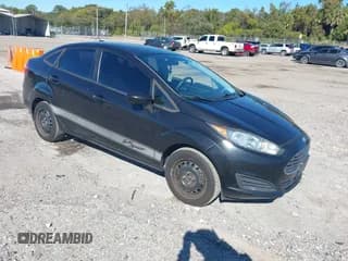 ✅ 2014 Ford Fiesta S • VIN: 3FADP4AJ3EM233201 • Lot: 43694531. Wystawiony na IAAI z przebiegiem 110 627 mil. Bezpłatny archiwum sprzedaży aukcyjnych z USA i szczegółowy raport historii pojazdu na DreamBid. Zdjęcie 1.